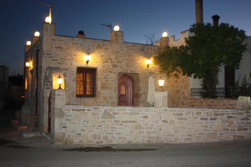 Villa Fabrika Vóroi Exterior foto